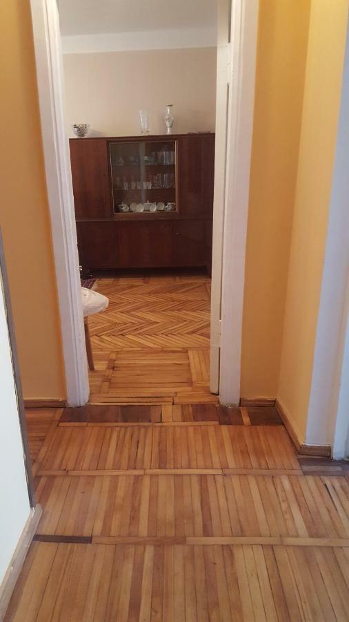 Apartament Apartment Батуми Екстериор снимка